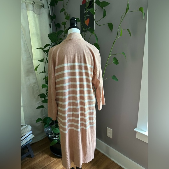 Striped Open-Front Cardigan Sweater - Picture 5 of 8